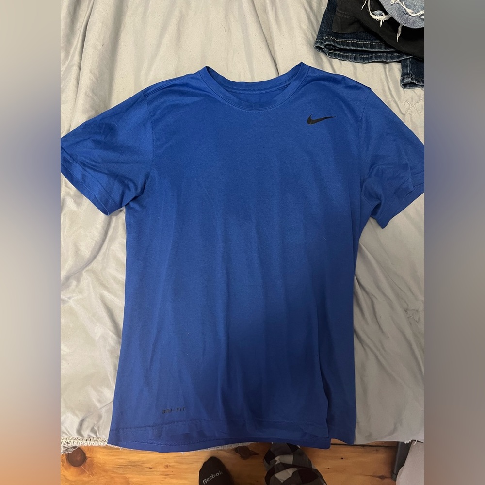 NIKE T shirt